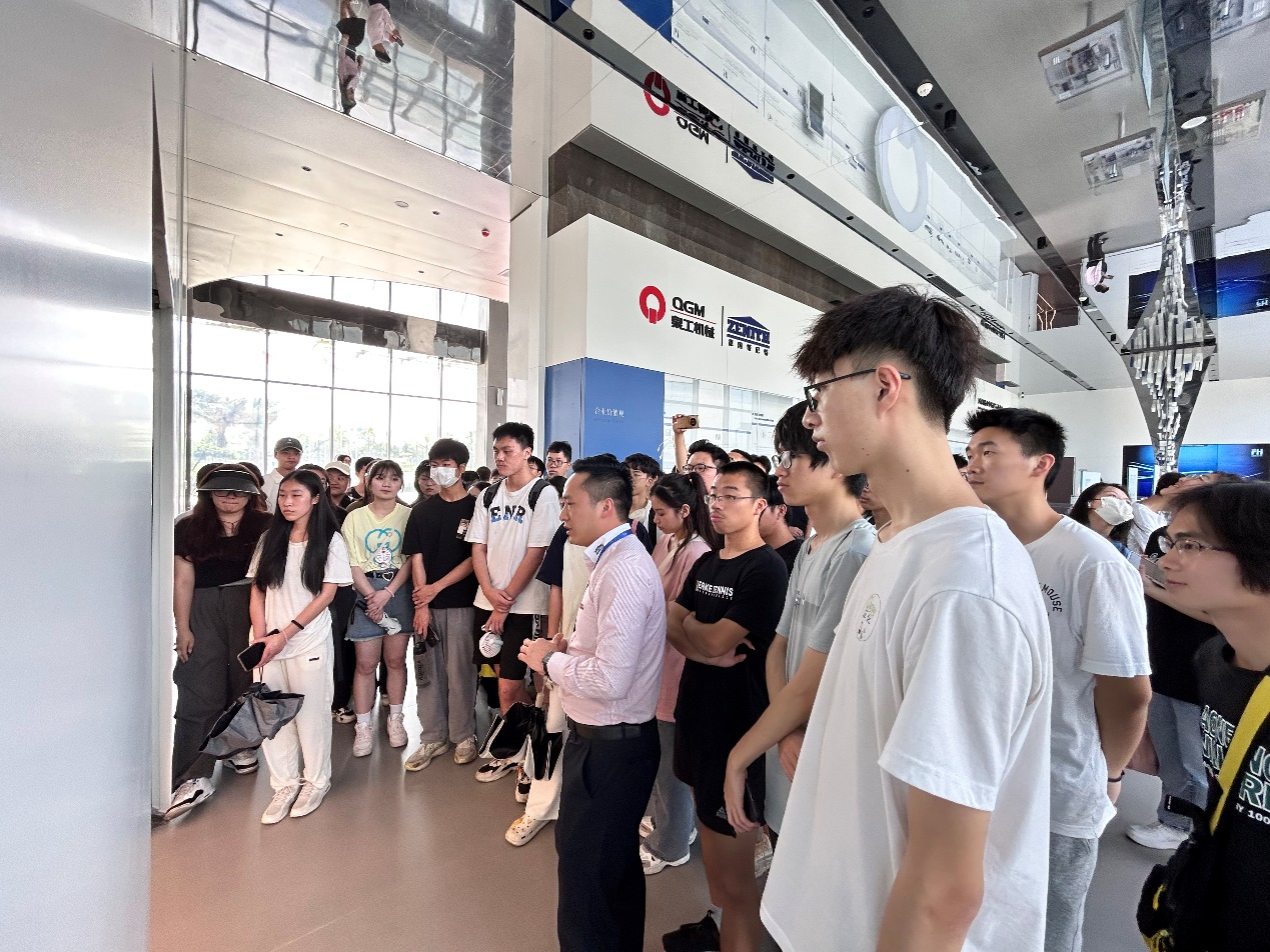 校企合作 人才交流∣福建師范大學閩南科技學院學子來我司參觀學習