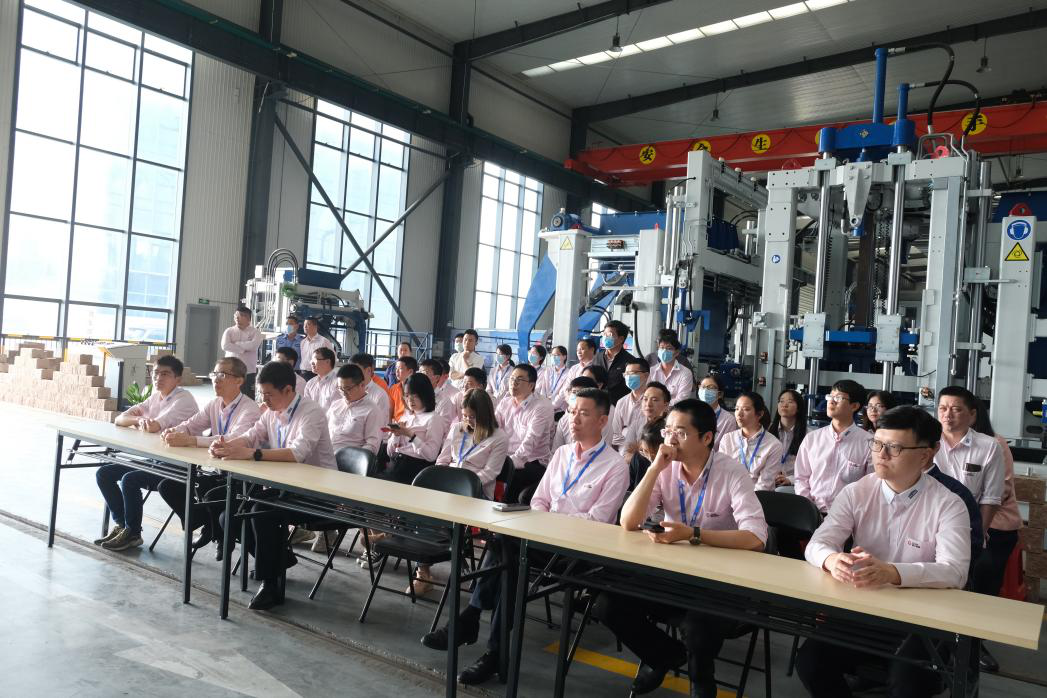 精益無(wú)限改善不止| 泉工股份改善提案階段會(huì)議暨抽獎(jiǎng)活動(dòng)圓滿(mǎn)結(jié)束