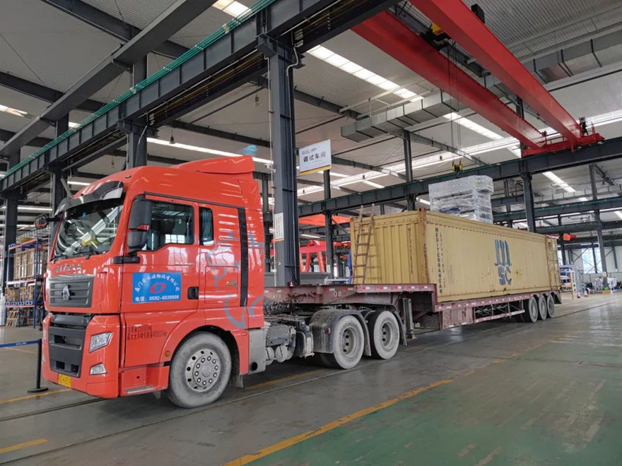 項目發貨|泉工股份ZN1200S全自動生態砌塊成型機生產線發貨俄羅斯