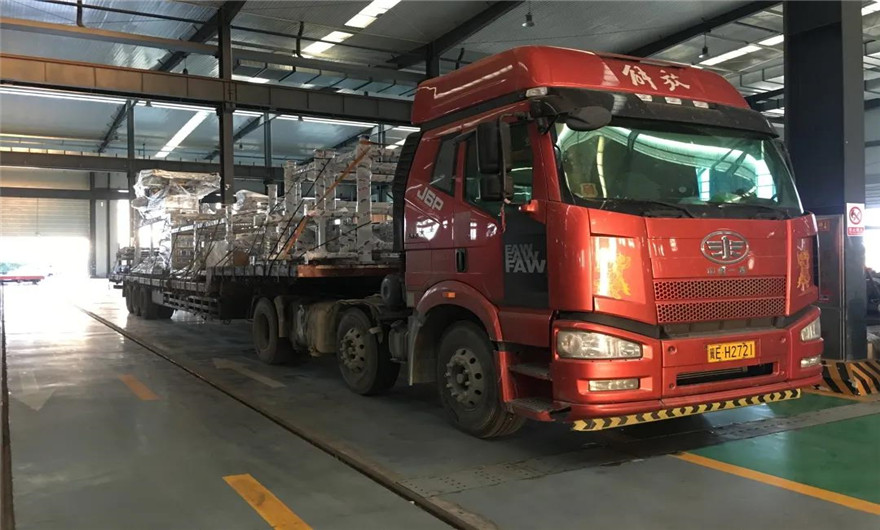 項目發貨|泉工股份兩套QT10全自動砌塊成型機生產線于河北已經進入安裝調試階段