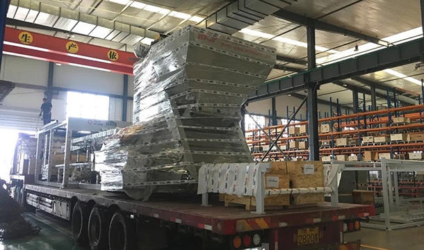 項目發貨|策尼特ZN1500C型全自動砌塊成型機生產線發貨甘肅·酒泉，助力一帶一路建設！